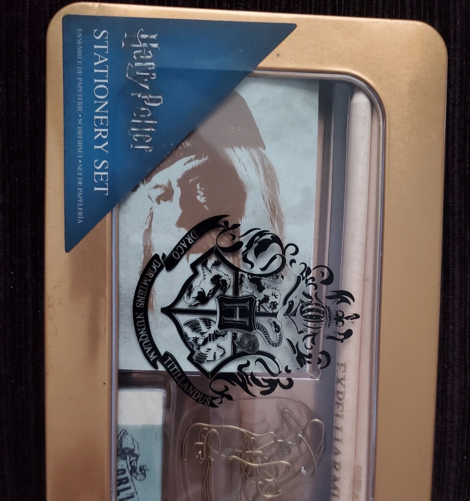 Harry Potter Hogwarts Stationery Set